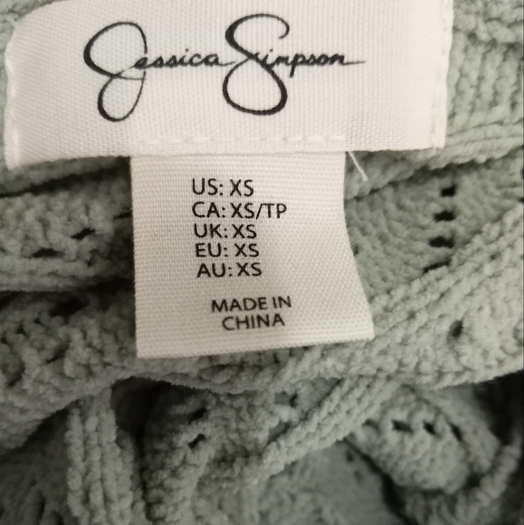 Jessica Simpson twist back sweater. EUC.  Size xs. - Picture 4 of 5